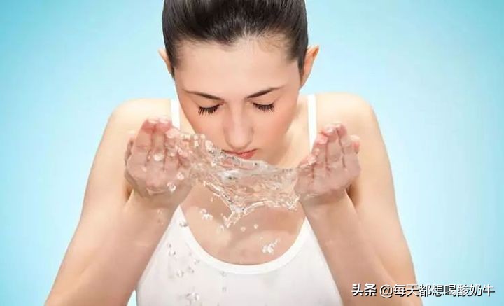 脸部毛孔大泛红有红血丝,脸部毛孔粗大有红血丝怎么改善