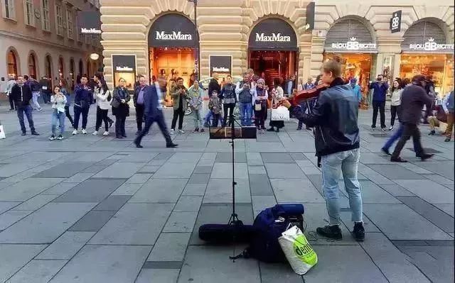 比瑞士还漂亮的地方,比瑞士更好国家有哪些