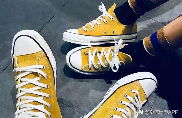 阿迪情侣鞋哪款比较好,耐克情侣鞋哪一款最适合