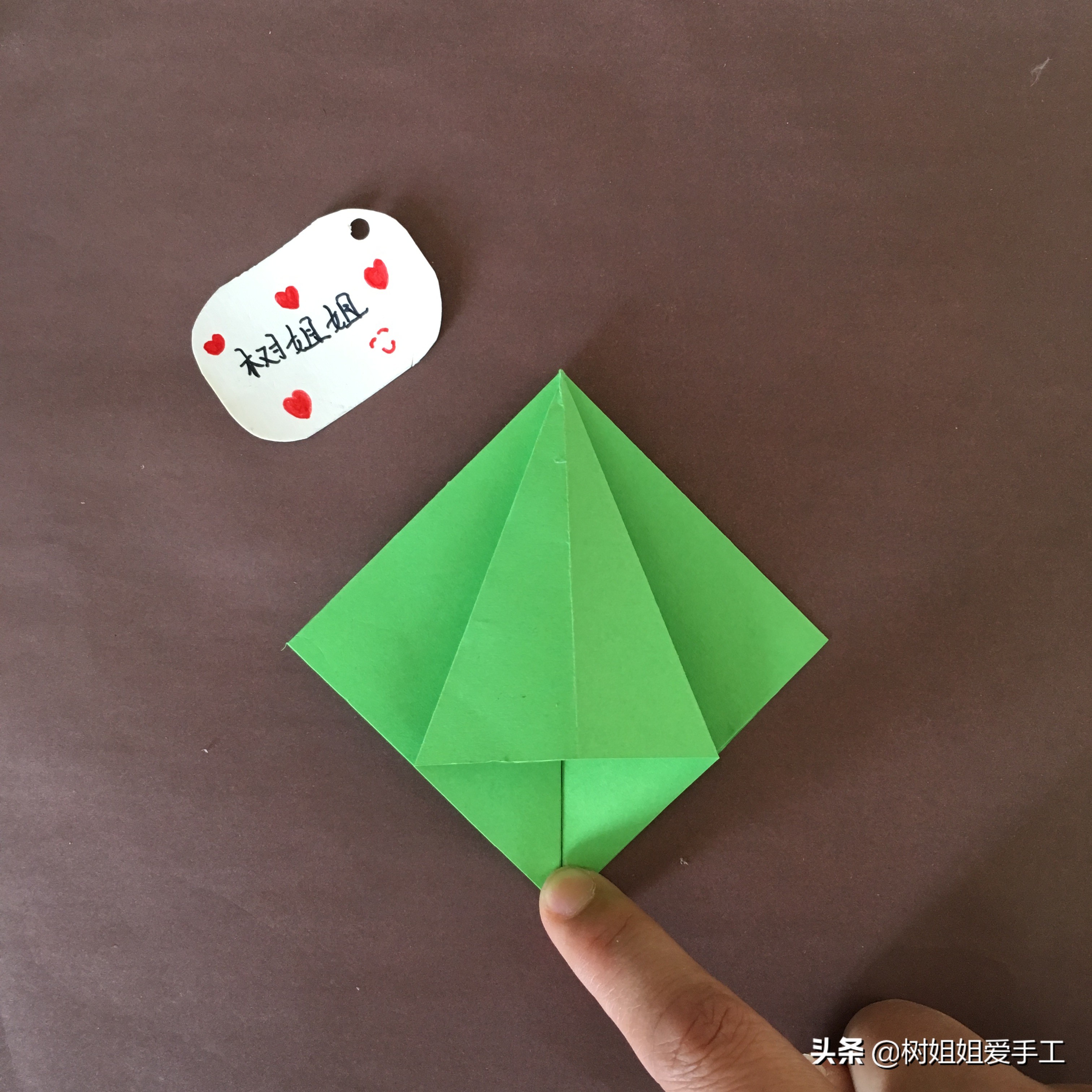 折纸小螃蟹简单折法,折螃蟹最简单折纸方法