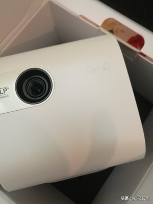 目前买哪种投影设备最佳,无线投屏器哪一款最好测评