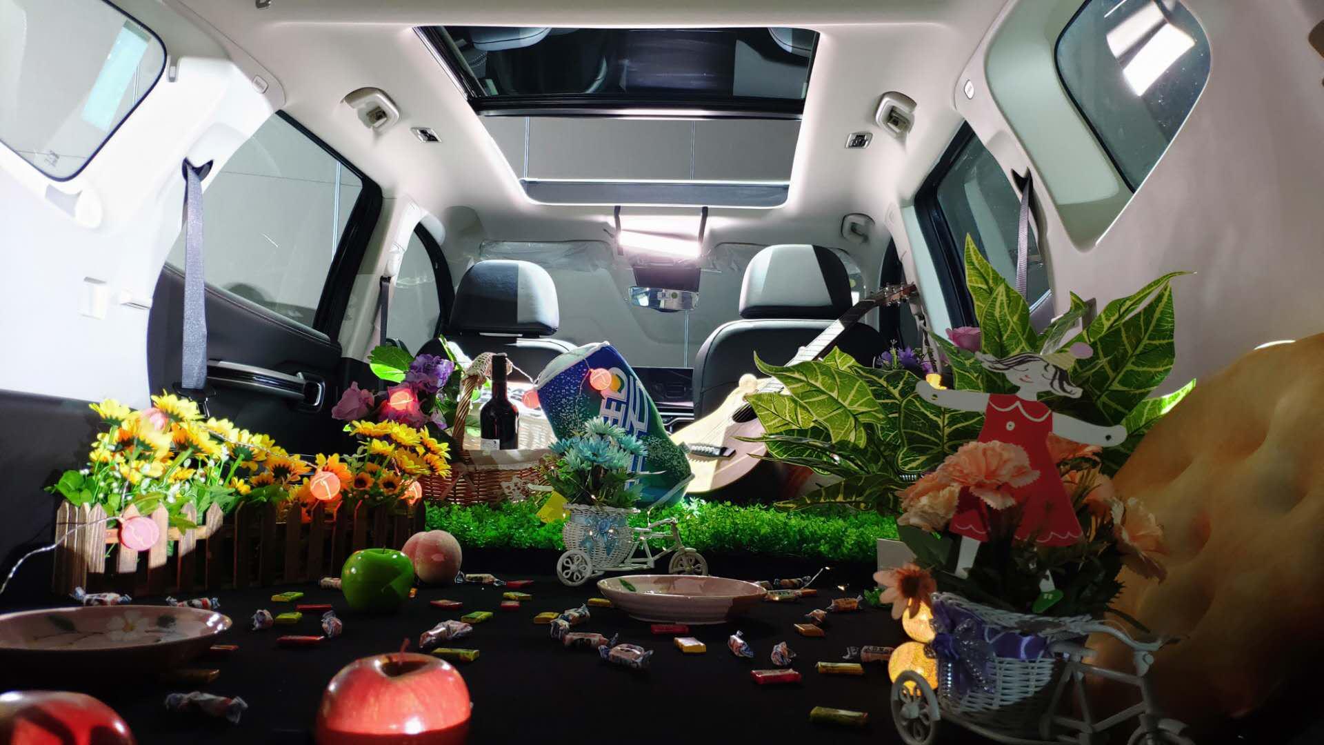 吉利豪越不止于大舒适空间媲美mpv,大到躺赢吉利豪越北京区域品鉴会