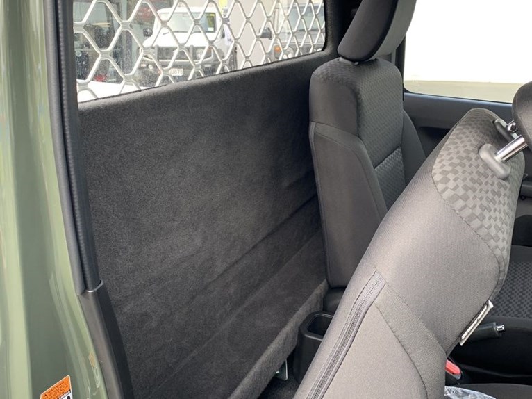 吉姆尼小皮卡二手多少钱,最新吉姆尼皮卡版报价