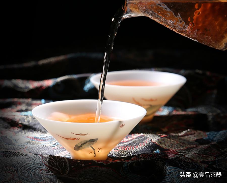 茶盅斗笠杯,茶器里的大斗笠杯