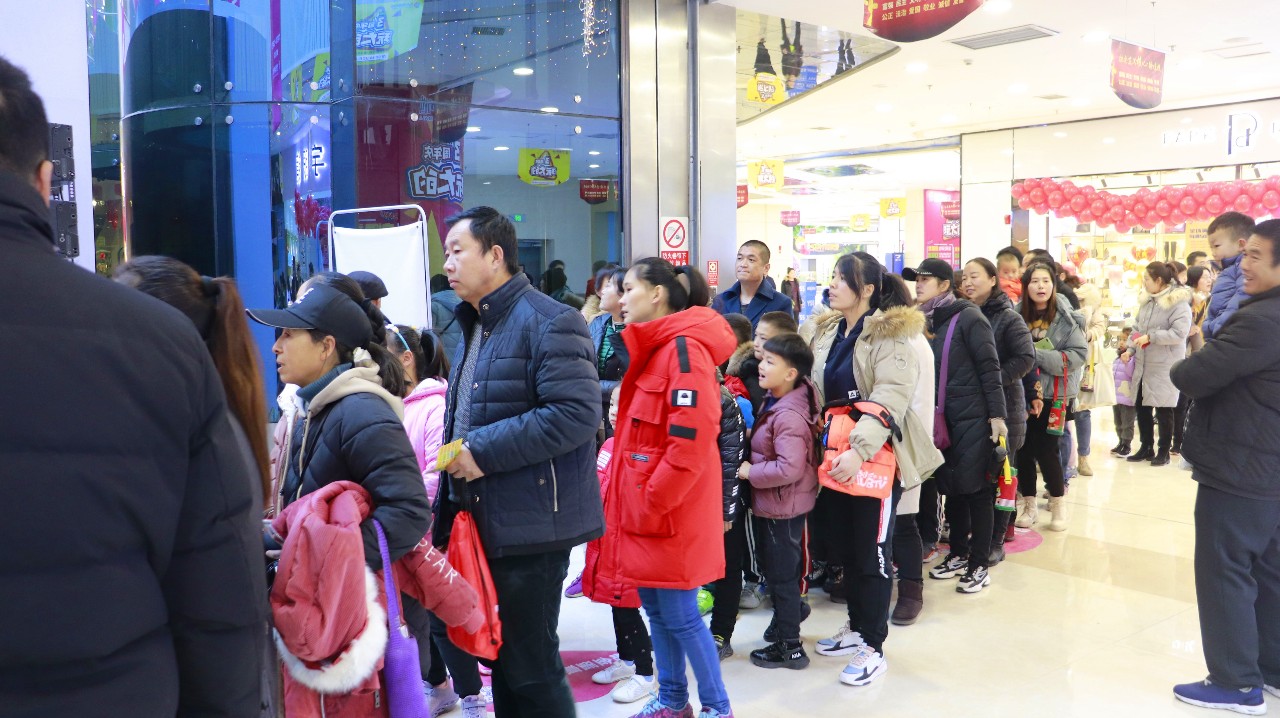 「当代购物中心」丨周年庆玩这么大？火力全开，你能hold住吗？