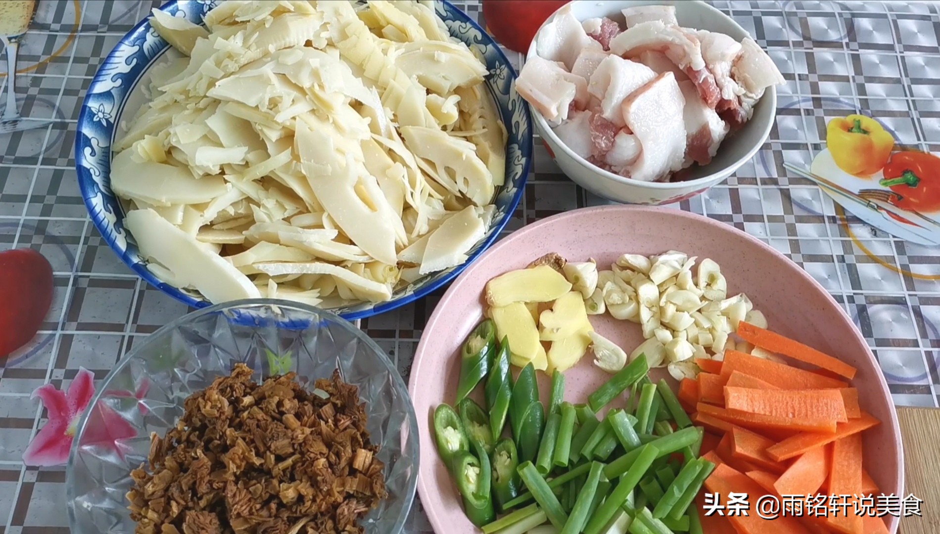 竹笋要怎么焯水才不会有苦涩味,竹笋怎么焯水最好吃