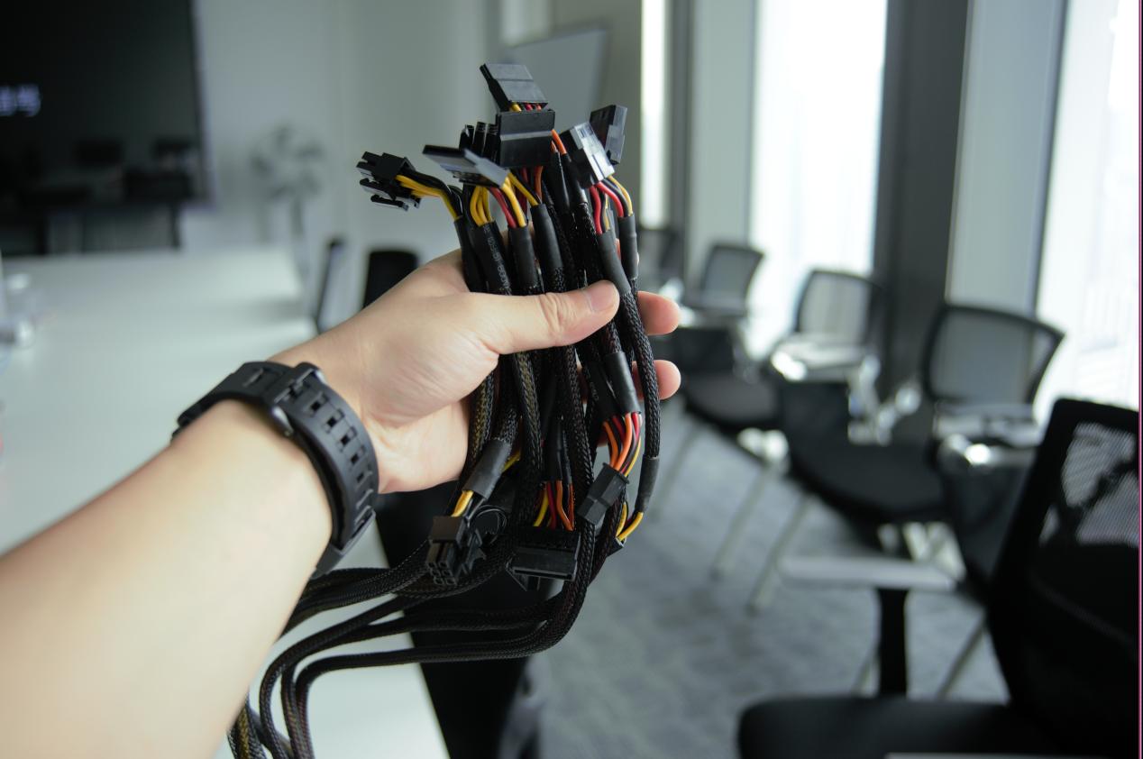 电脑电源怎么选择合适,台式电脑电源怎么选择瓦数