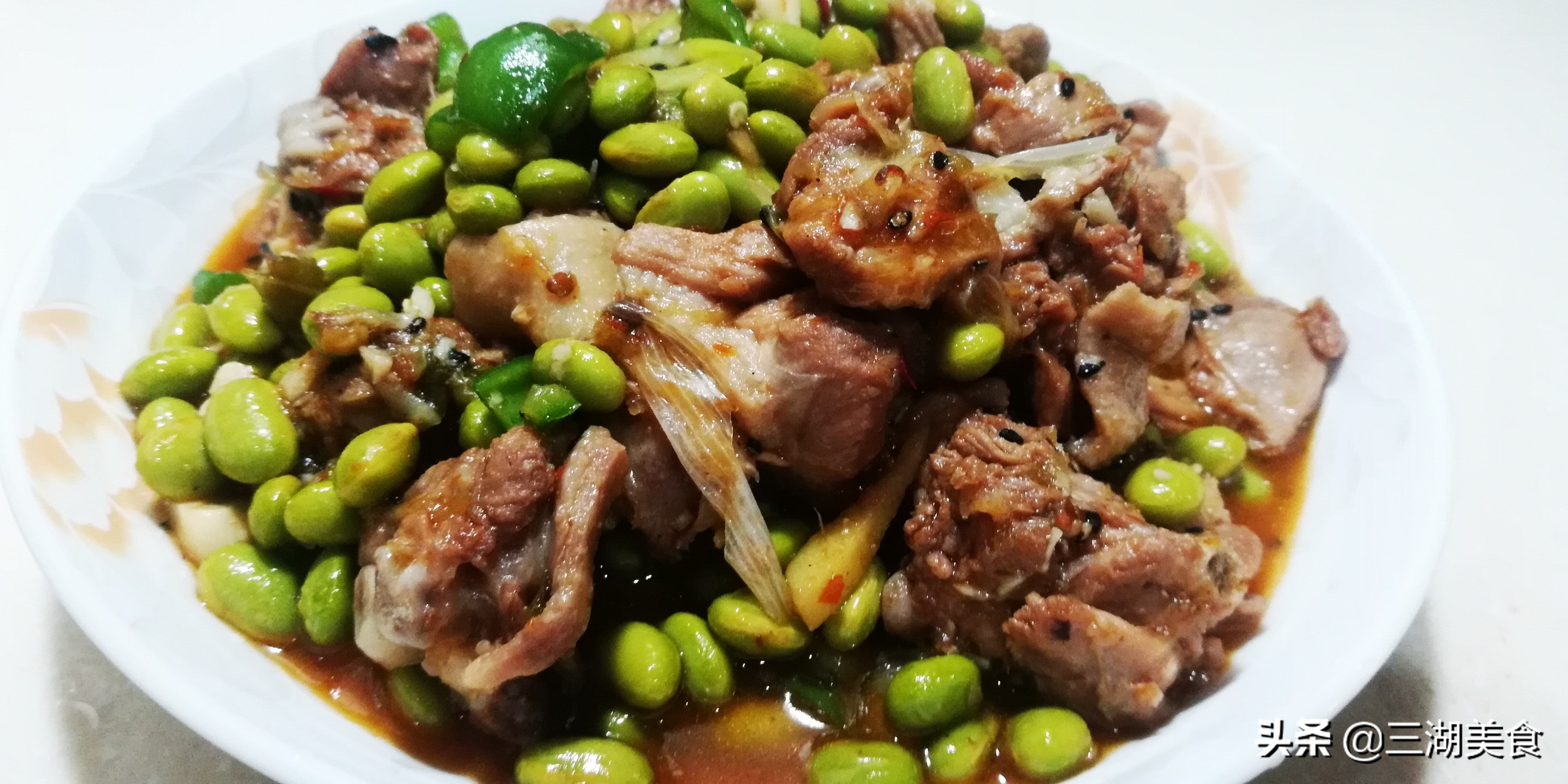 鸭肉炒青豆正宗做法,青豆炒鸭肉做法