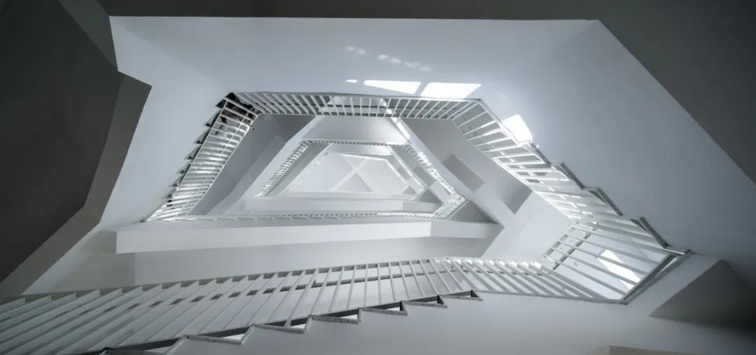 多维度的空间体系——东北英才教育集团第一中学/霍普股份