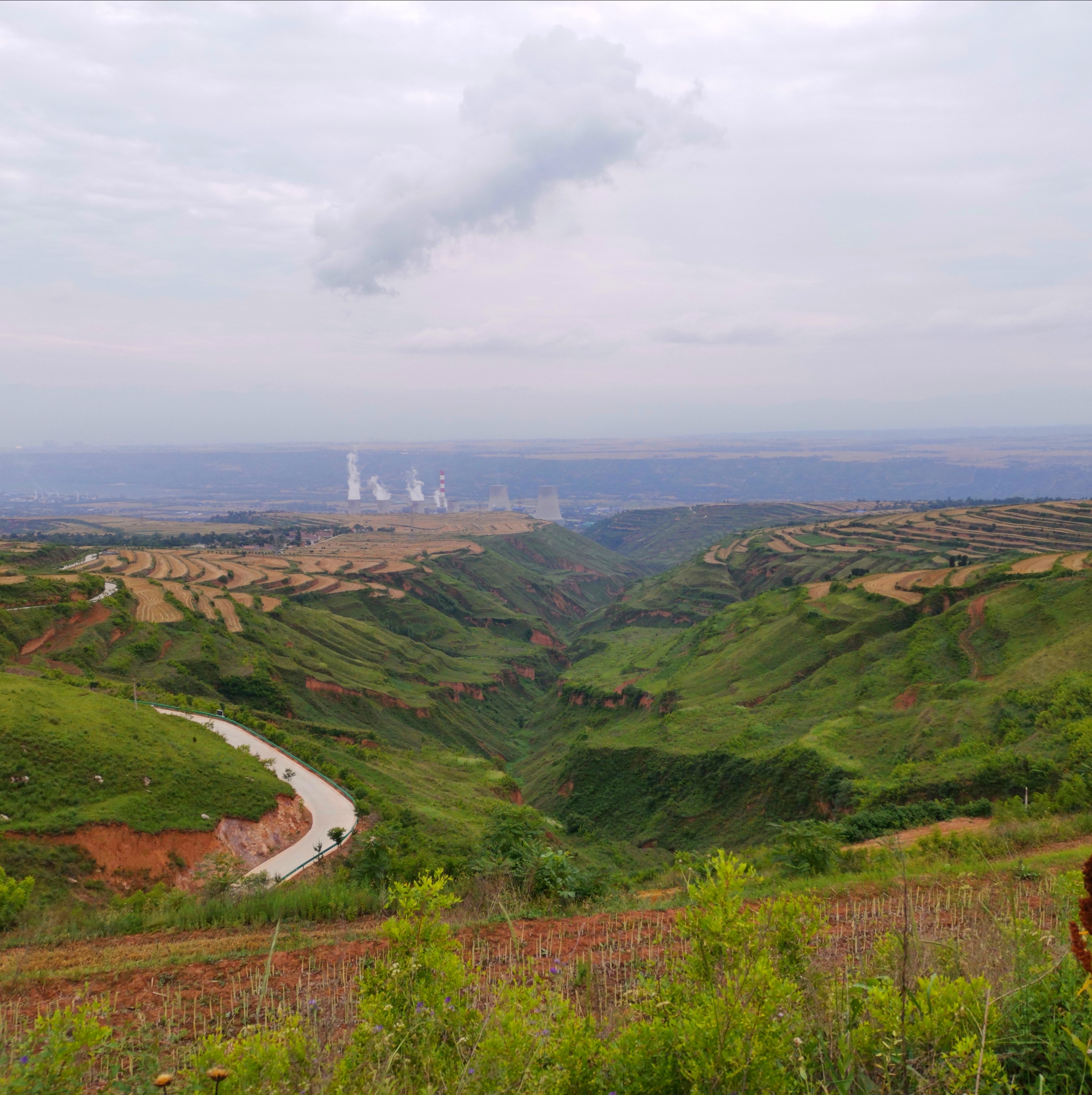 俯瞰秦岭与关中大地,凤翔灵山第一大佛