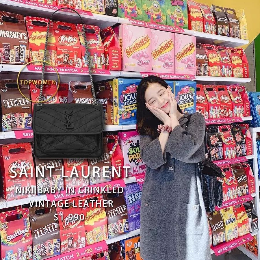 blackpink19年收藏盒团照,blackpink联名款包