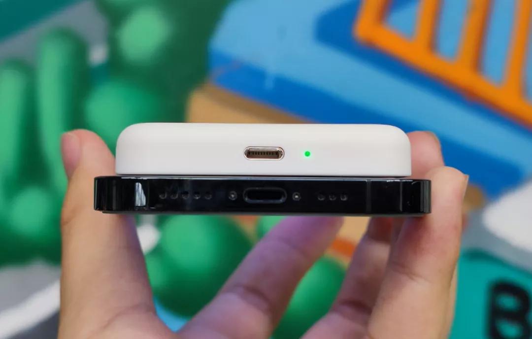 华强北鬼市苹果充电宝,华强北山寨苹果119元