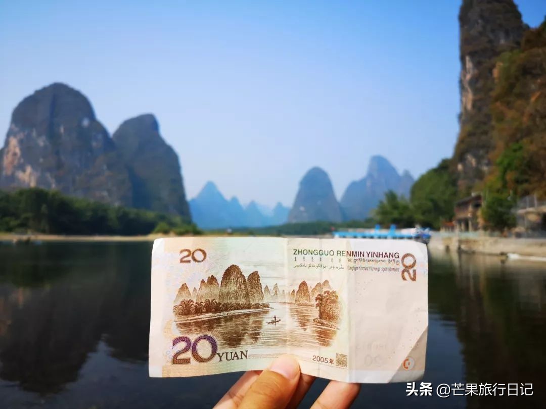 桂林阳朔漓江边风景,桂林漓江阳朔风景名胜区