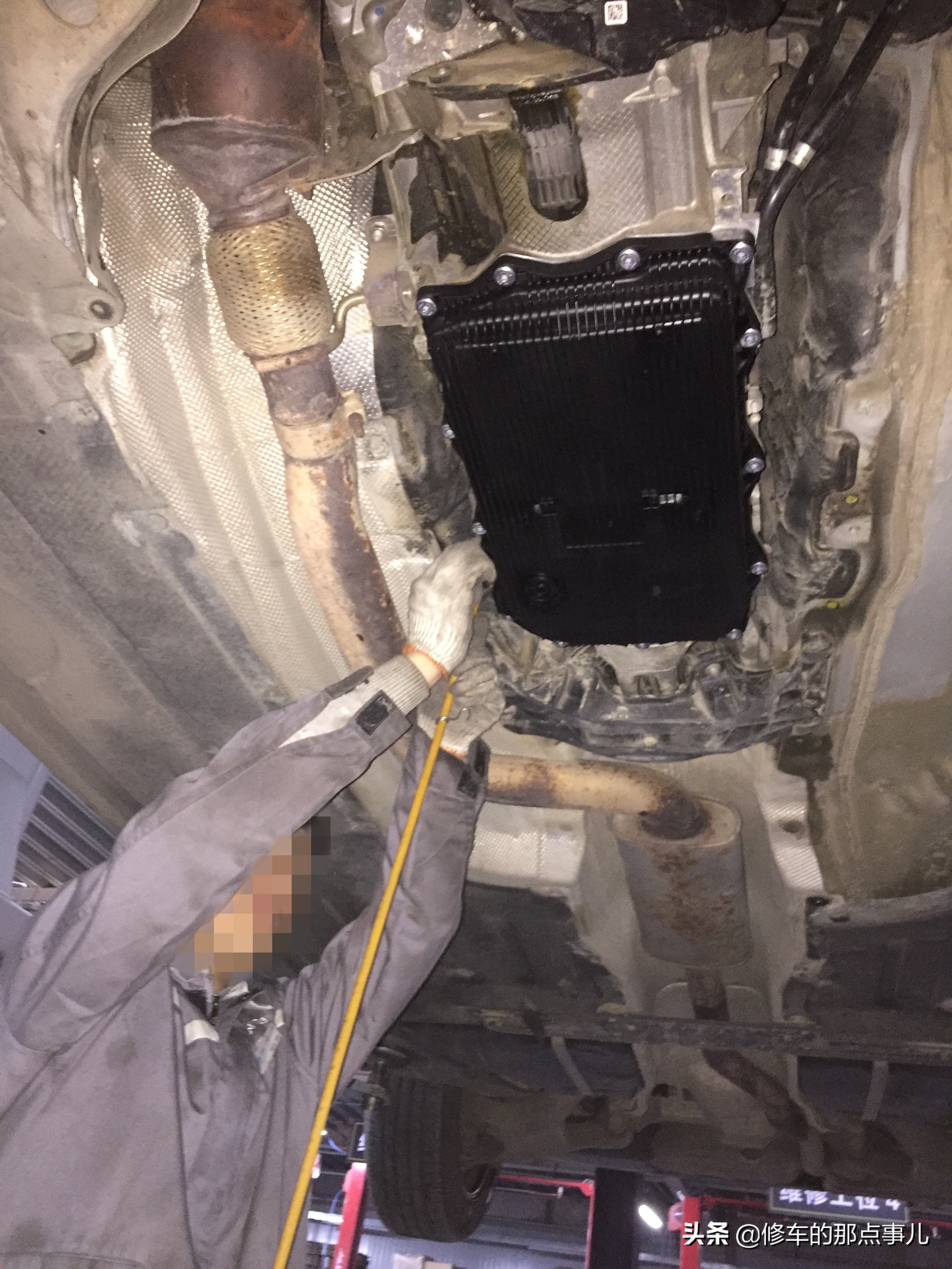 宝马x3换变速箱油需要换油底壳吗,宝马换变速箱油必须换底壳吗