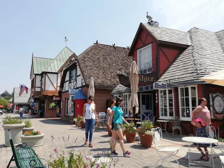 美国加州丹麦小镇,美国加州西雅图小镇