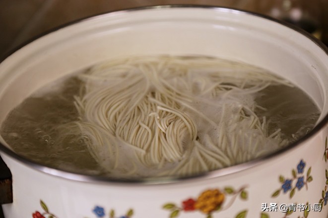 牛肉面的精髓汤底,这才是牛肉面该有的样子