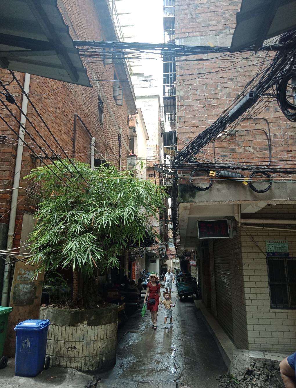 1岁零8个月女童之死:母亲怀孕4月父亲出轨,与父亲及情人在一起时“出事”,新鉴定“符合虐待和*力暴**所致”