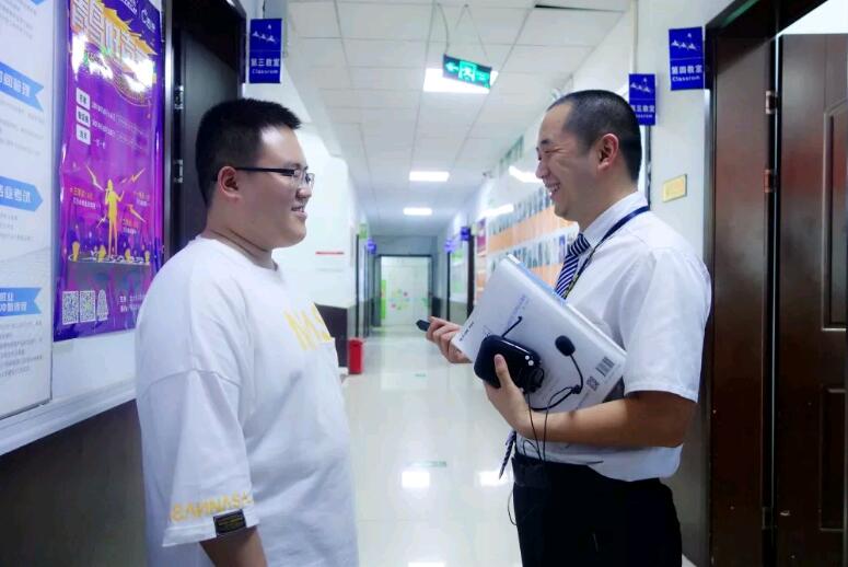 北大青鸟郑州有多少老师,北大青鸟郑州职英校区老师