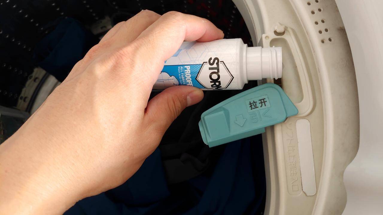 软壳冲锋衣能用洗衣机洗吗,冲锋衣洗衣机洗会不会洗坏了