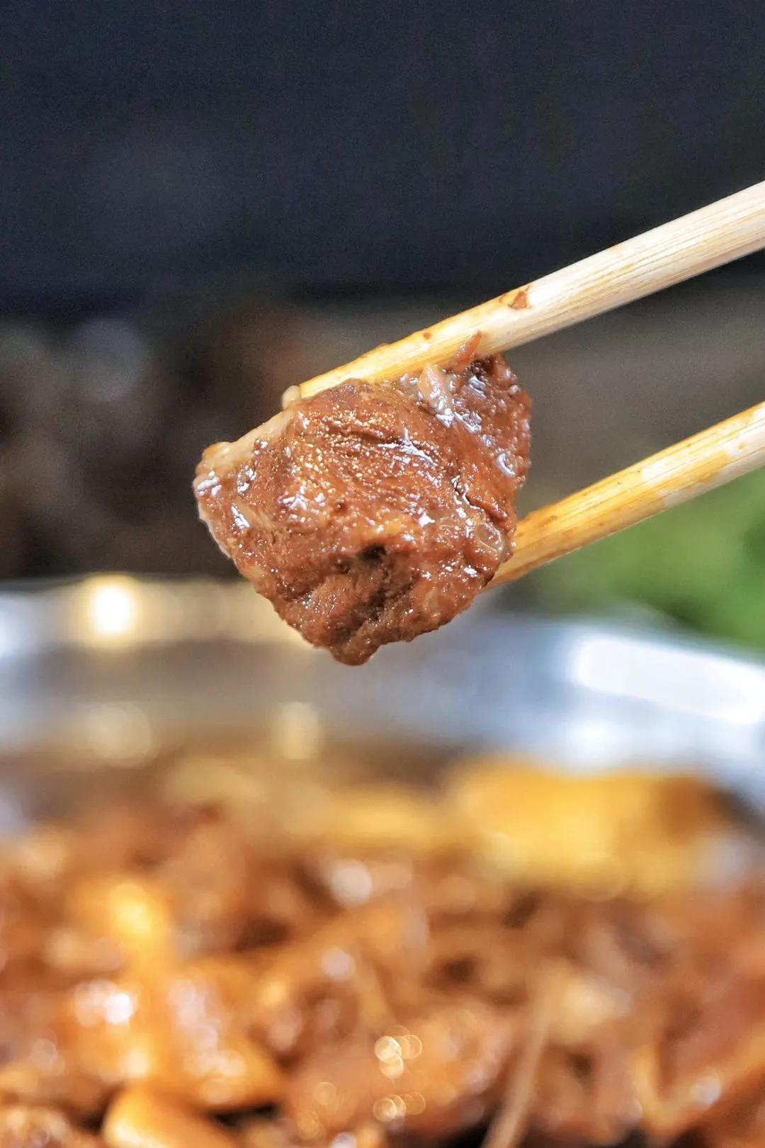 太香了连吃3碗米饭,牛筋牛板筋火锅