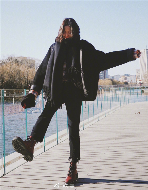 明星红毯穿衣打扮,明星红毯惊艳穿搭