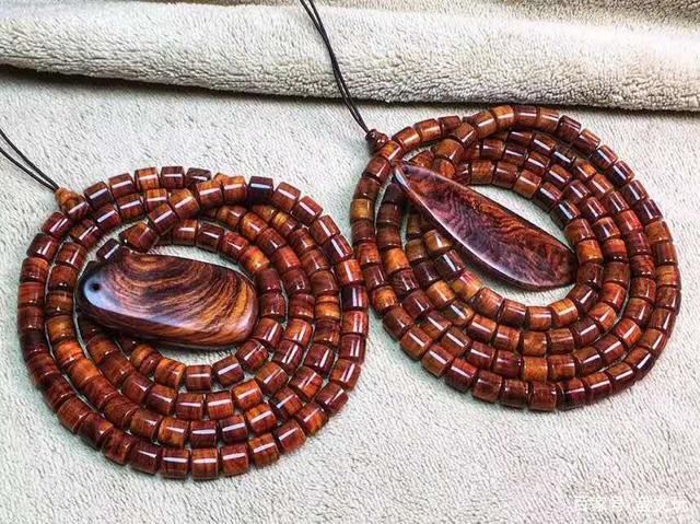 海南黄花梨挑选,顶级海南黄花梨油梨老料手串价格