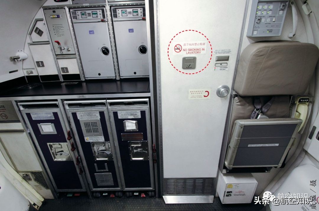 机舱发生火灾视频,机舱火灾特点及扑救方法