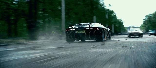 弹个车，小镇青年新长征路上的“快手”