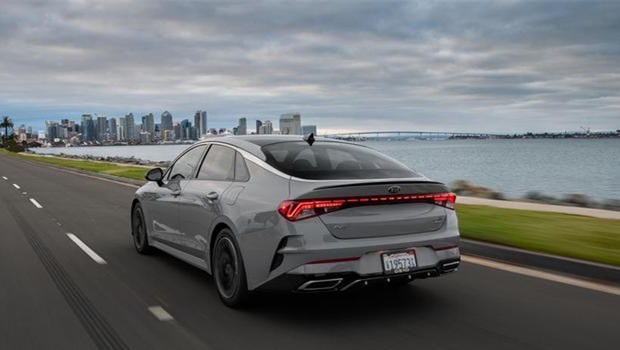 新款起亚k5会有优惠吗,是惊喜还是惊吓英文