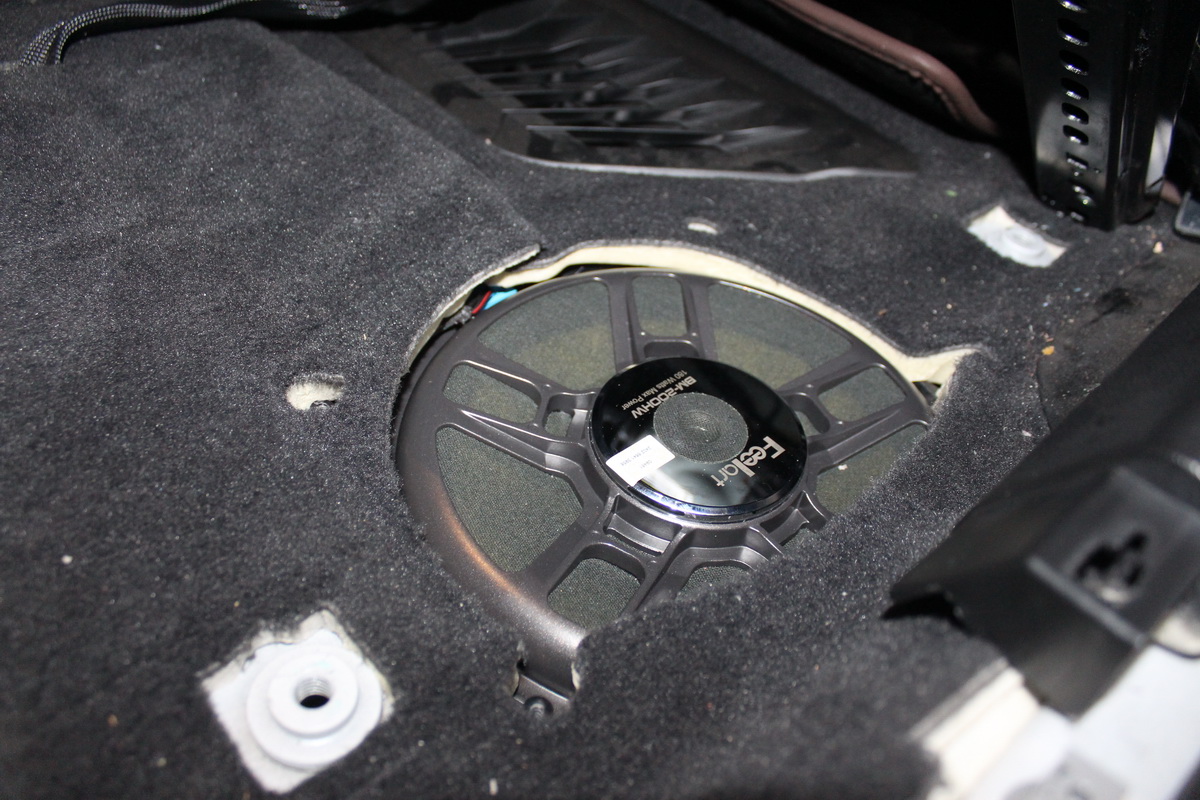 宝马5系专车专用汽车音响,成都宝马525音响改装