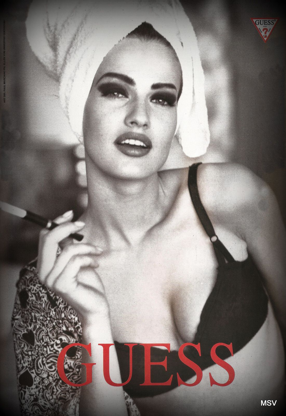 美若天仙却遭家暴毁容,荷兰顶级超模沦落为夜店女郎