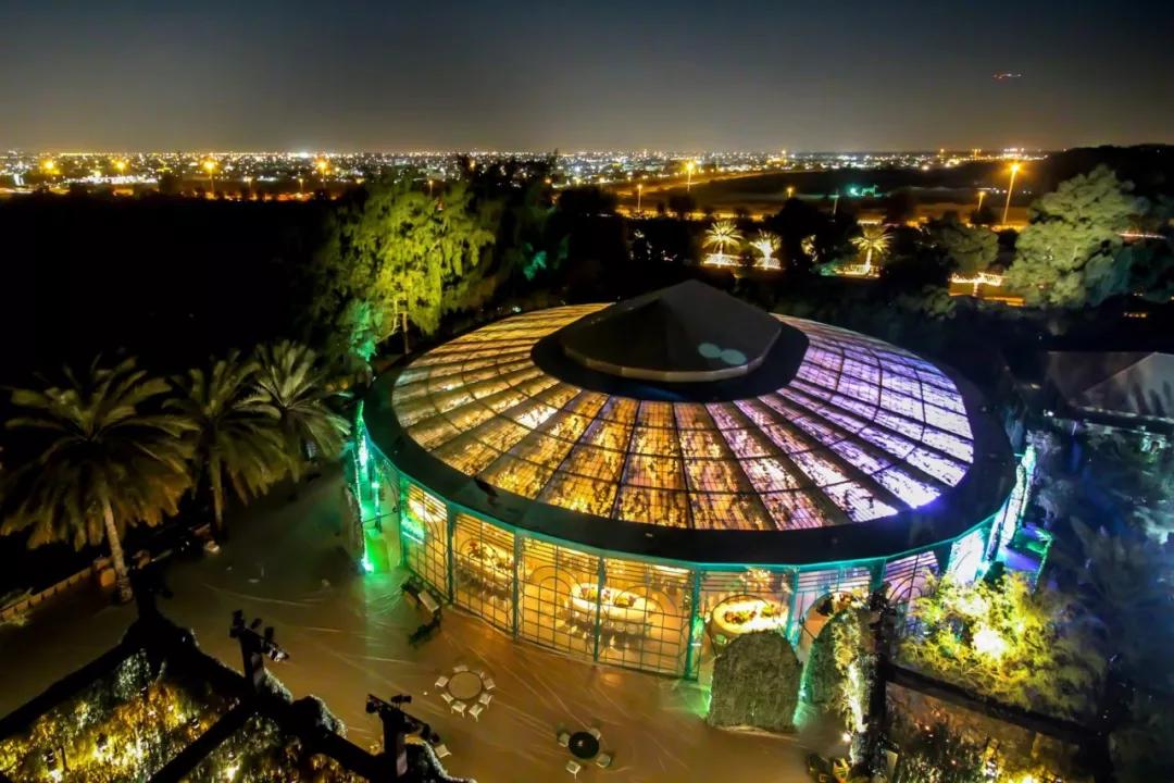 这才是婚礼真正应该有的样子,前院办婚礼后院摆酒席