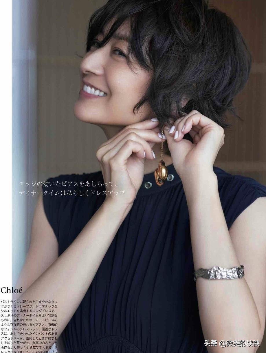 50岁日本女性优雅知性穿搭,岁月从不败美人92岁模特