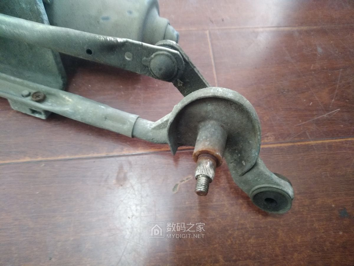 最老款长城c30怎么换雨刷,长城c30雨刷器喷嘴拆卸视频