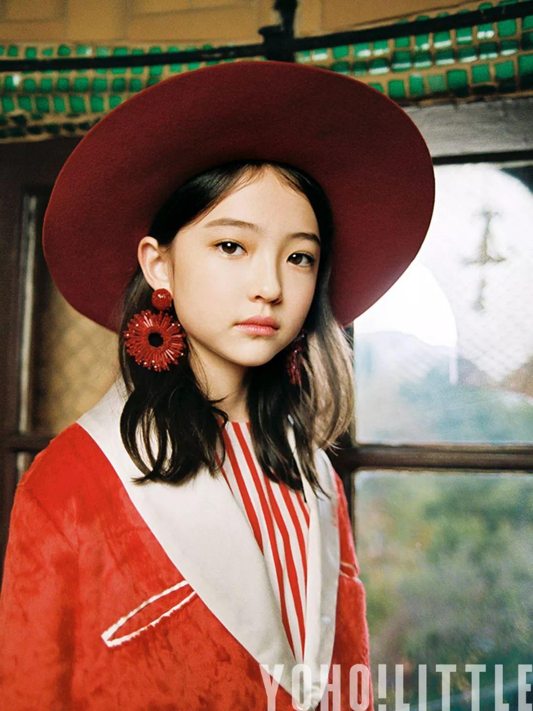 blackpink领奖看ellagross跳舞,blackpink小师妹唱歌