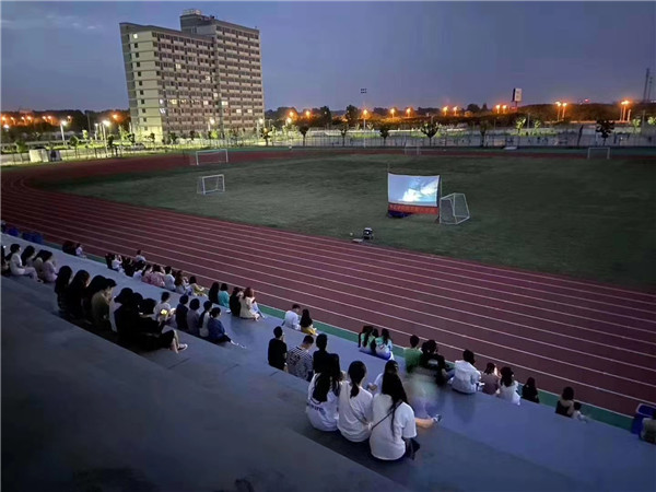 南师大中北学院龙湖音乐节,南师大中北夜市