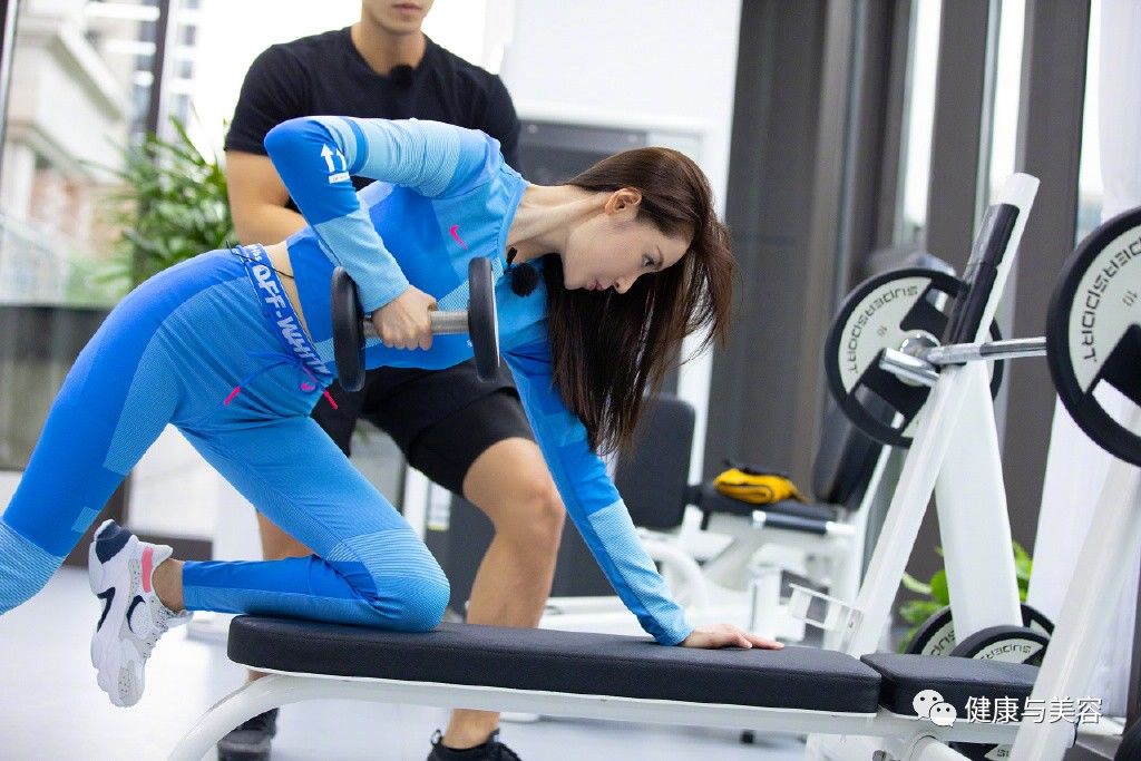 张天爱吃炸鸡,张天爱吃鸡蛋一周瘦10斤