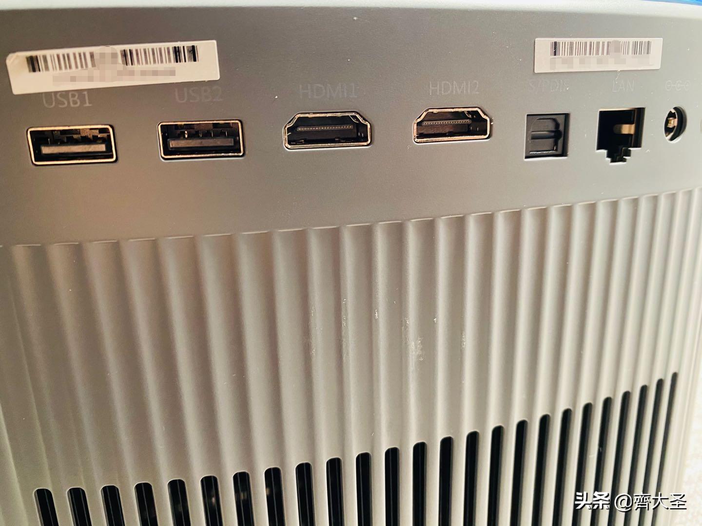 坚果j10投影仪可以看直播,坚果j10智能投影仪家用推荐