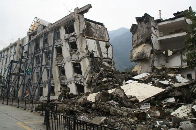 黄开冬：不辜负家族训导，更不辜负“医生”这个职业