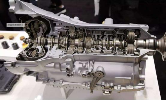 jeep指南者1.3t四驱爬山测试,进口jeep指南者2.4四驱测评