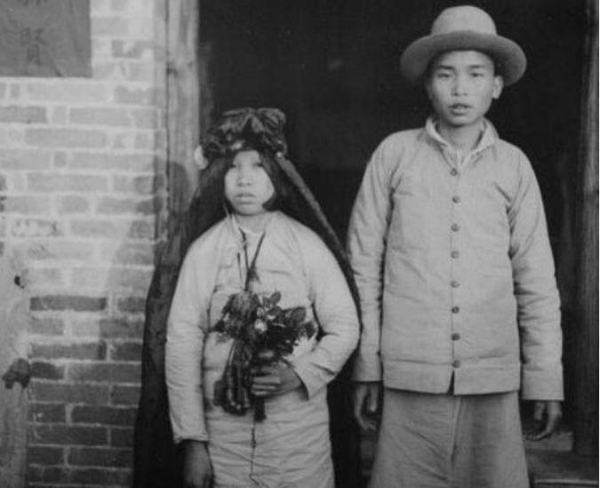 婚纱照民国风军阀婚纱,千年前的婚纱能有多惊艳