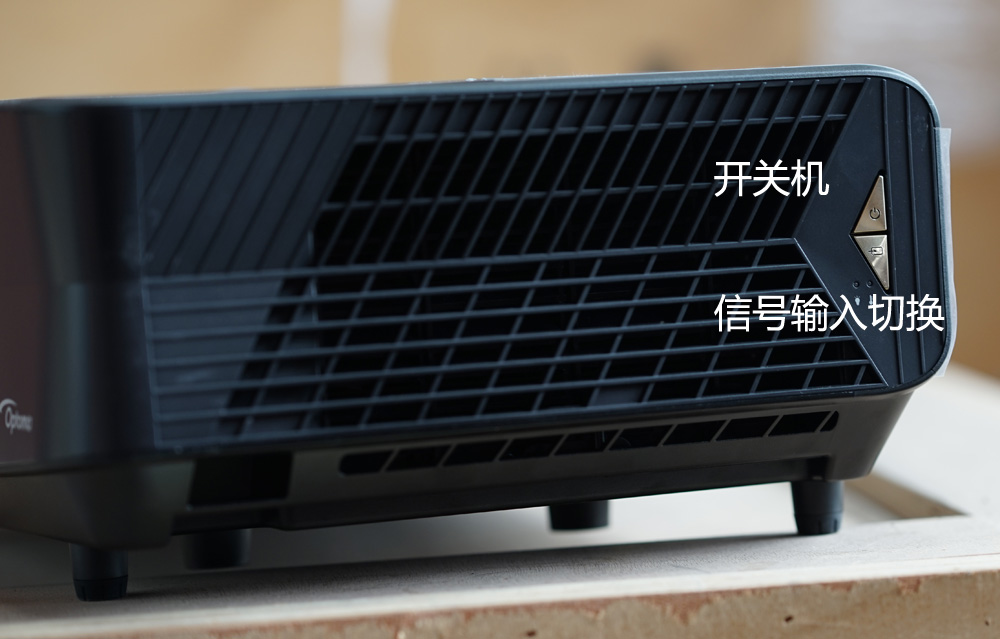 奥图码uhz886是哪年生产的,奥图码uhz886镜头是什么材质