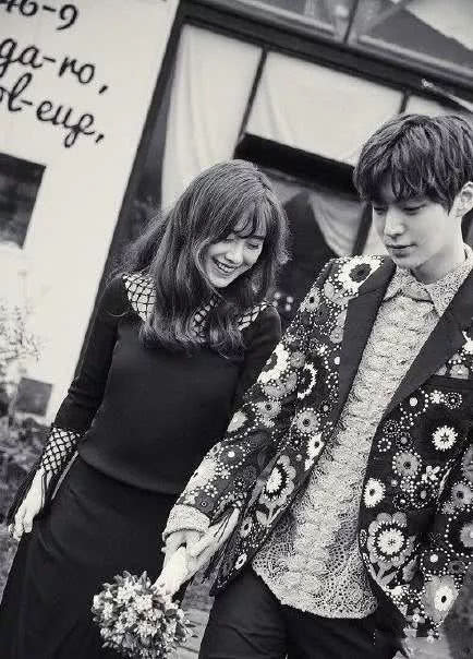 唐嫣罗晋婚纱照最新图片,唐嫣罗晋私下亲密细节婚纱照