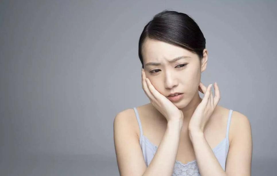 季节性过敏注意事项,季节性皮肤过敏泛红发痒小妙招