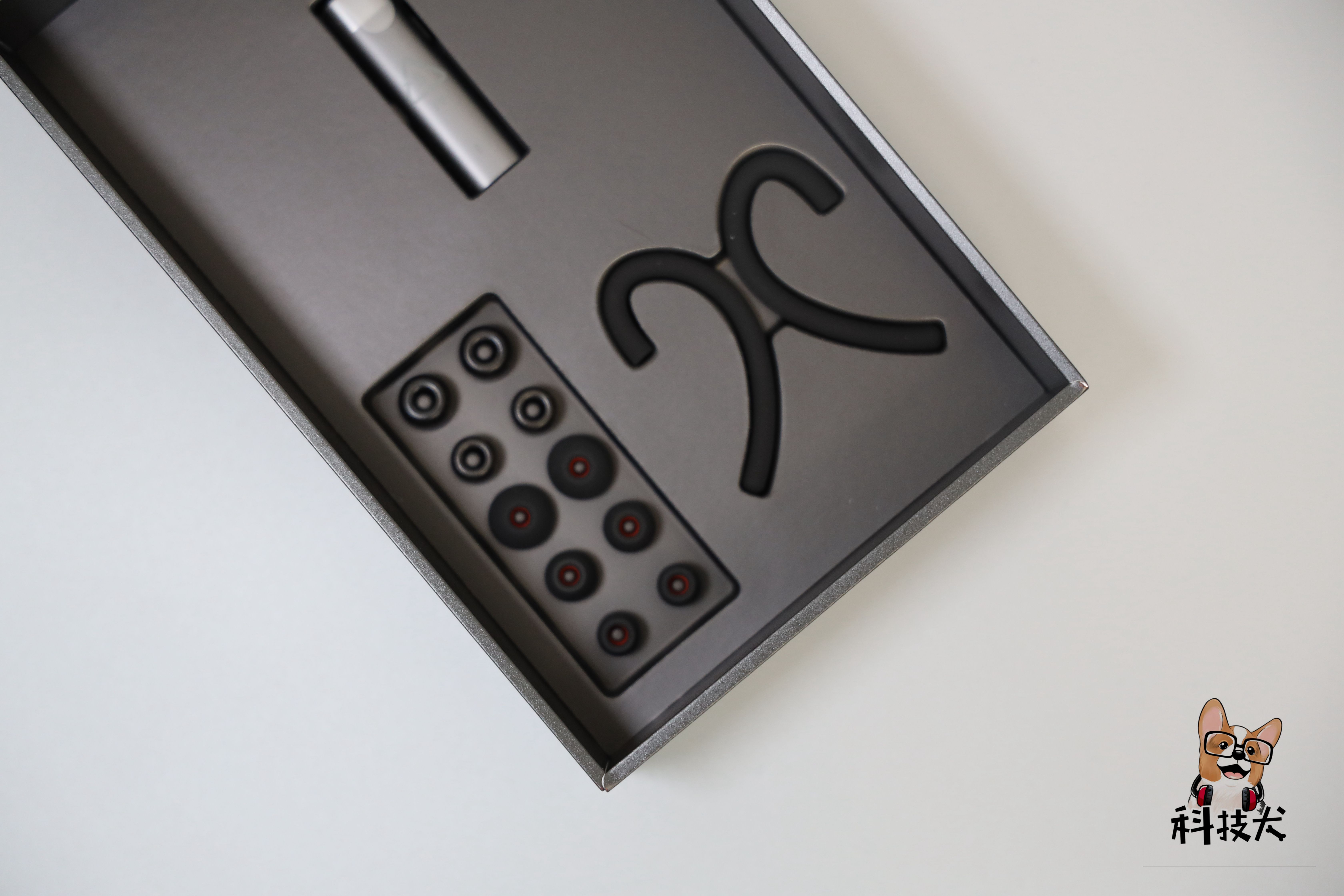 小米耳机单动圈和双动圈区别,小米圈铁4单元耳机舒适性