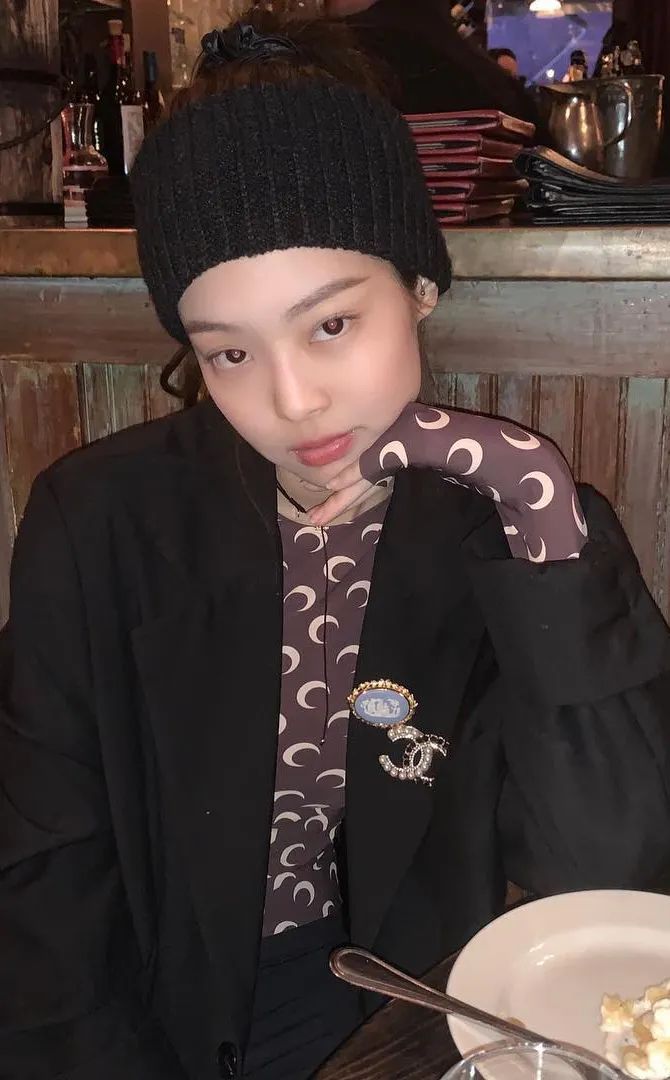 blackpink四人从黑暗中走出来,blackpink被黑得最惨的一年