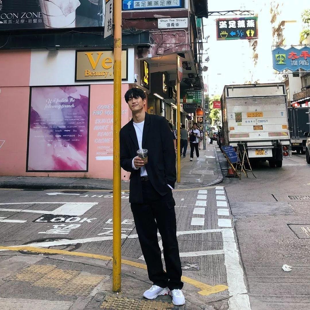 ins韩国温柔穿搭冬季裤子,韩国ins风穿搭女生高级感