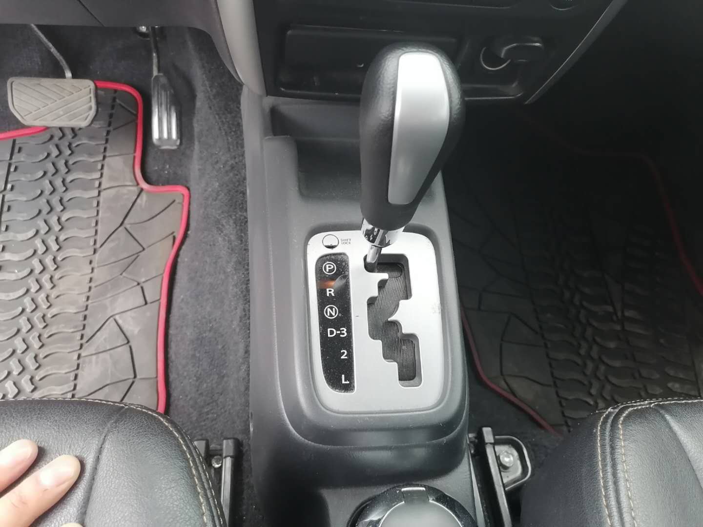 略显可爱的越野车铃木吉姆尼,二手吉姆尼越野能力有多强