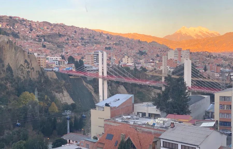 驰援武汉运送抗疫物资,理邦驰援疫情视频