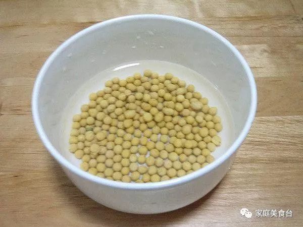 花生打豆浆生的好还是熟的好,花生跟什么打豆浆好吃